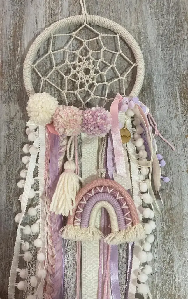 Atrapasueños boho con tejido ancestral