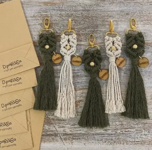 Llavero en macramé